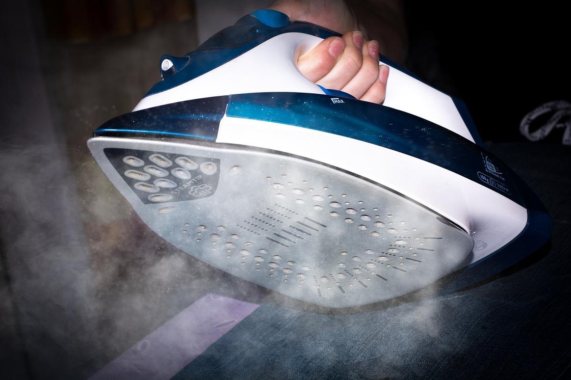 Паровой утюг