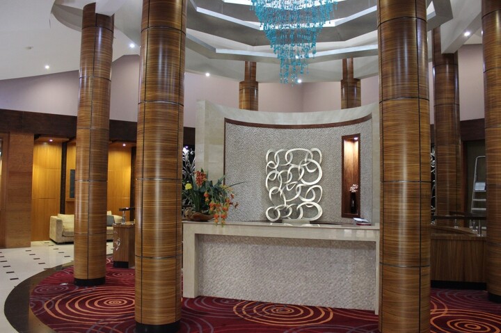 «Пачки денег, машины и особняк». Что изъяли у Масимова - Bizmedia.kz «Пачки денег, машины и особняк». Что изъяли у Масимова. Bizmedia.kz