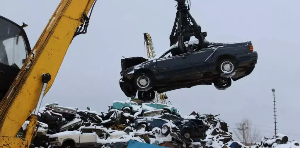 Вступили в силу новые ставки утильсбора в Казахстане - Bizmedia.kz Отменить новые ставки утильсбора просят в Казахстане. Bizmedia.kz