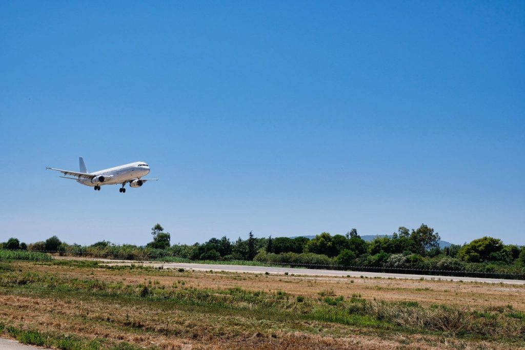 Самолет, цены на билеты
