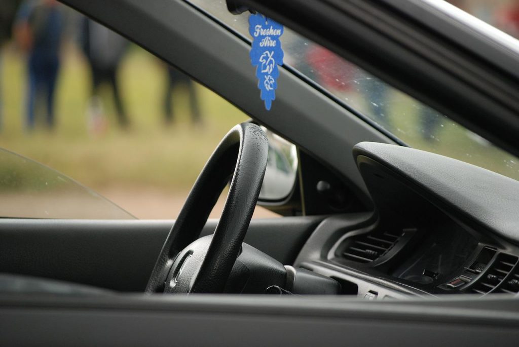 Казахстанцы стали реже покупать авто: почему? - Bizmedia.kz Автомобиль.