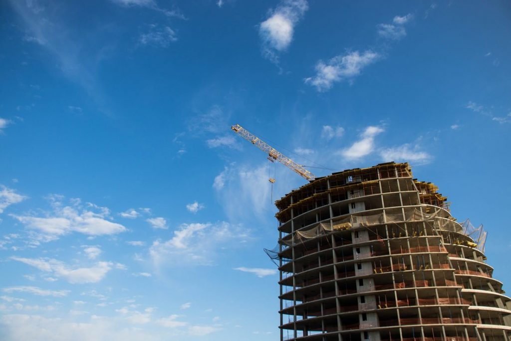 Полный текст выступления Досаева 4 августа - Bizmedia.kz Стройка.