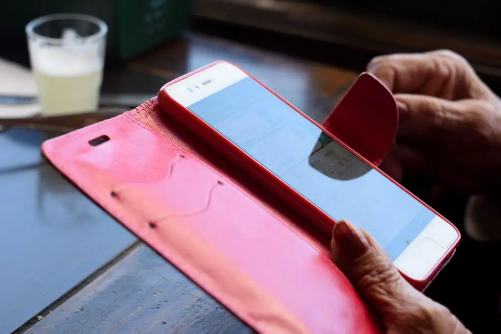 Facebook, Instagram и TikTok следят за людьми, как защититься - Bizmedia.kz Телефон.