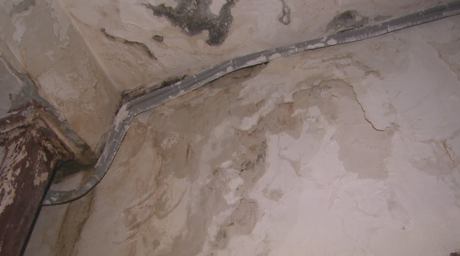 ЖК «Жандосов» в Алматы на грани разрушения. Bizmedia.kz