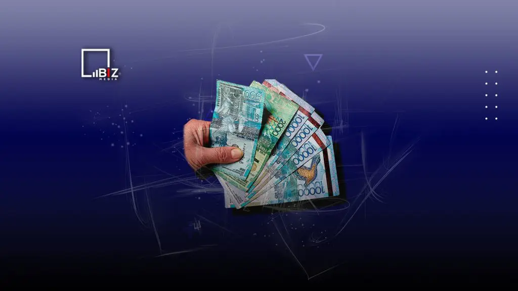 Аналитики посчитали, сколько денег дети получат из Нацфонда - Bizmedia.kz Согласно мировым источника, среднемесячная "чистая" зарплата в Казахстане по состоянию на 22 августа 2022 года составила 419,7 доллара США, по данным Numbeo.